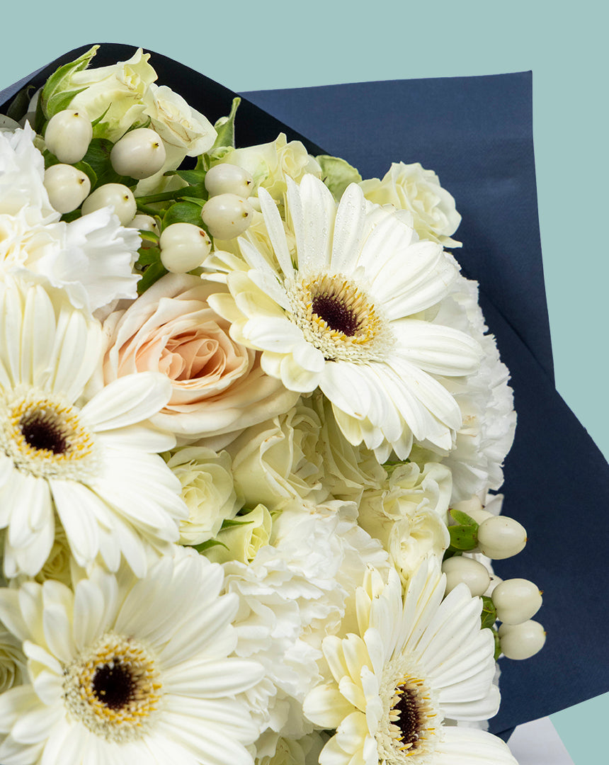 Cap & Blooms Set
